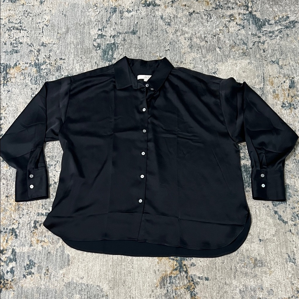 SZ XL Loft Black button up silky blouse - Like new